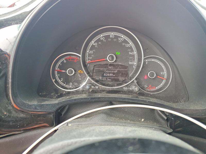 Продажа на аукционе авто 2018 Volkswagen Beetle, vin: 3VWFD7AT8JM708704, номер лота: 52836116
