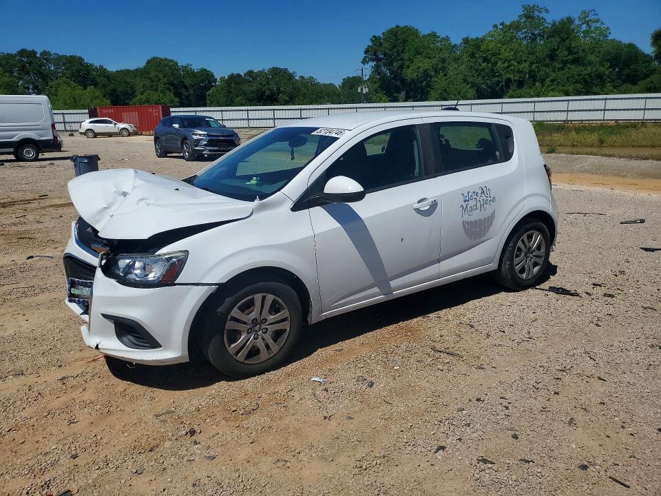 52104746 :رقم المزاد ، 1G1JG6SB0L4102163 vin ، 2020 Chevrolet Sonic مزاد بيع