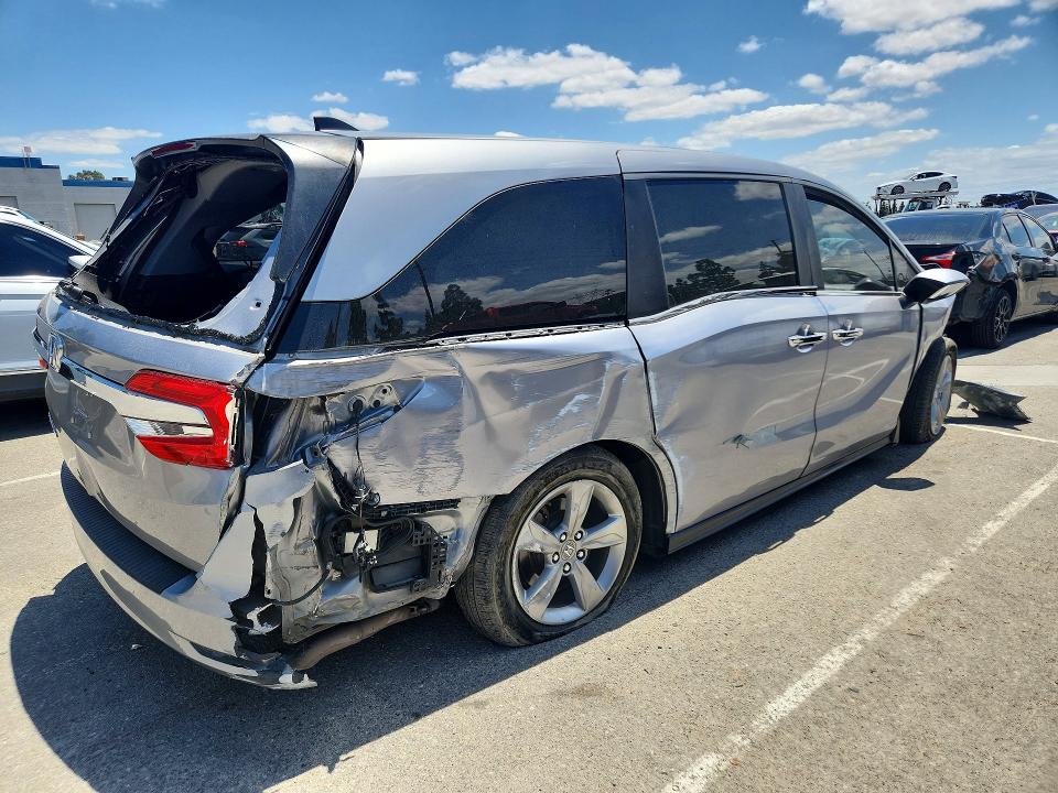 55222466 :رقم المزاد ، 5FNRL6H50LB072615 vin ، 2020 Honda Odyssey مزاد بيع