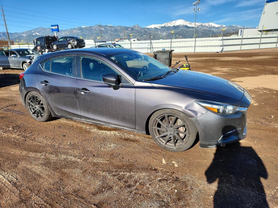 2018 Mazda 3 მანქანა იყიდება აუქციონზე, vin: 3MZBN1L34JM257633, აუქციონის ნომერი: 52702136