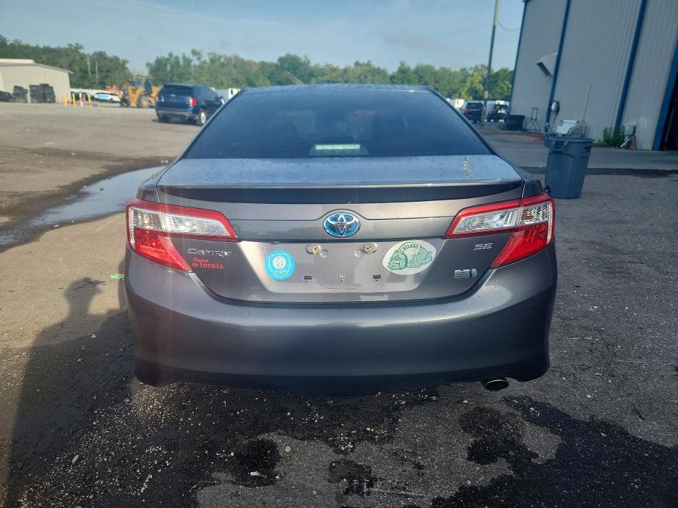 2014 Toyota Camry Hybrid მანქანა იყიდება აუქციონზე, vin: 4T1BD1FK0EU129718, აუქციონის ნომერი: 55280596