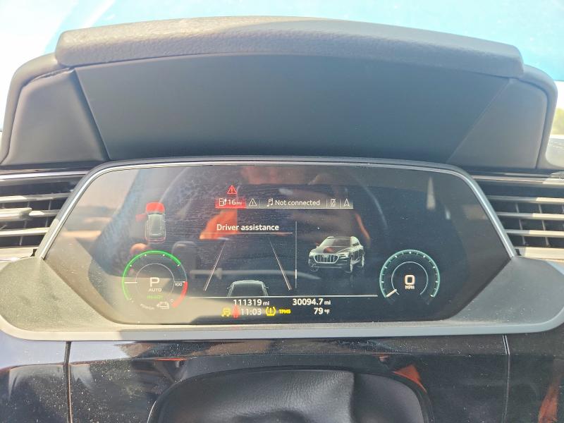 Продажа на аукционе авто 2019 Audi E-tron, vin: WA1VABGE0KB016507, номер лота: 52081146