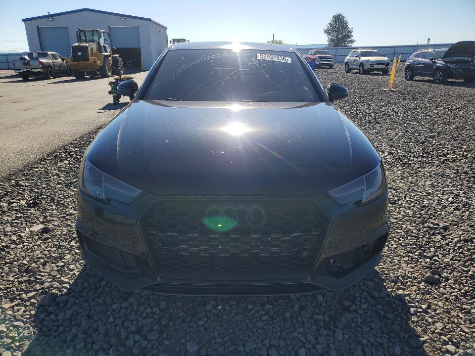 52932636 :رقم المزاد ، WAUGNAF47HN000640 vin ، 2017 Audi A4 مزاد بيع