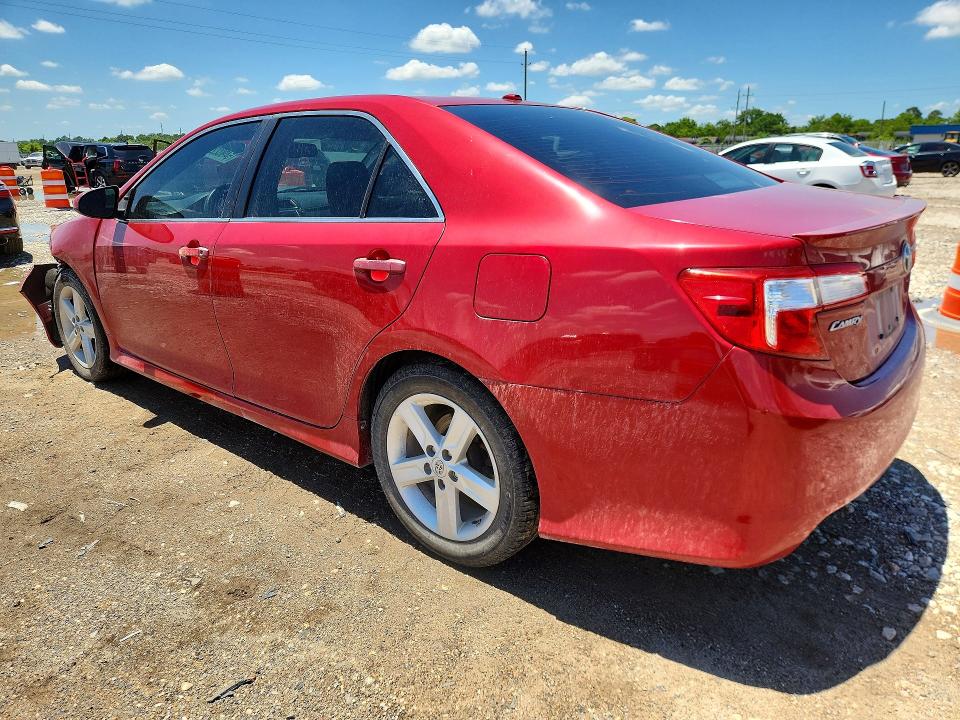 54902266 :رقم المزاد ، 4T1BF1FK4DU684521 vin ، 2013 Toyota Camry مزاد بيع