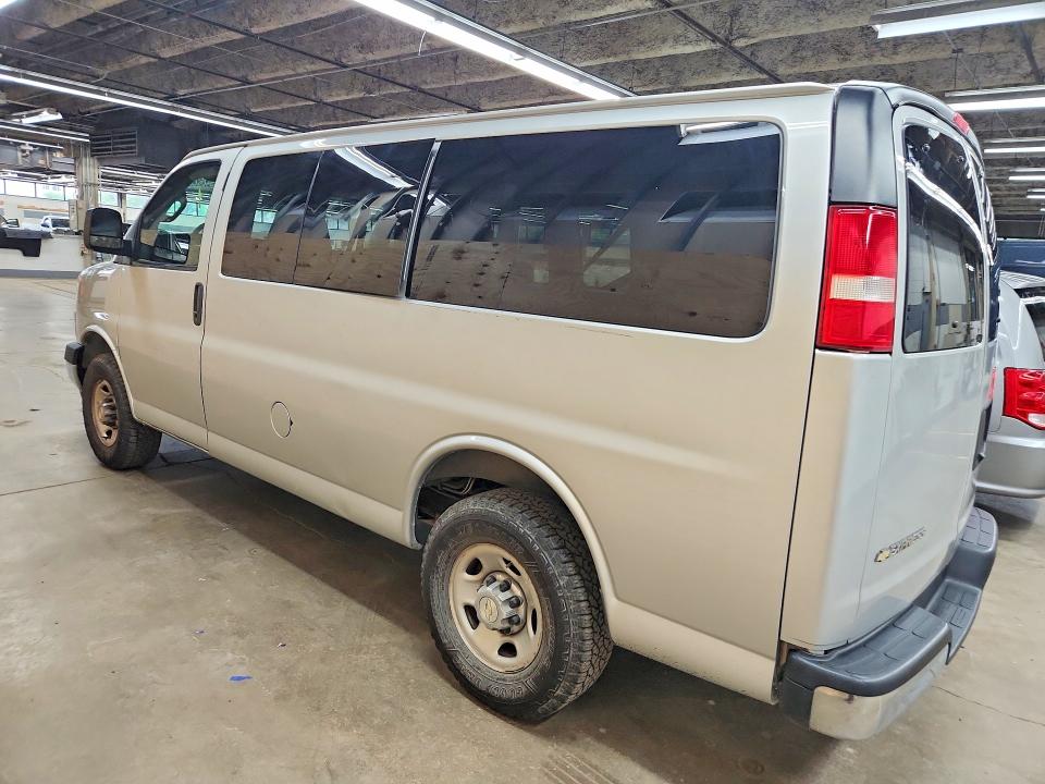 Продаж на аукціоні авто 2021 Chevrolet Express G2500, vin: 1GAWGFFPXM1226374, номер лоту: 54262276