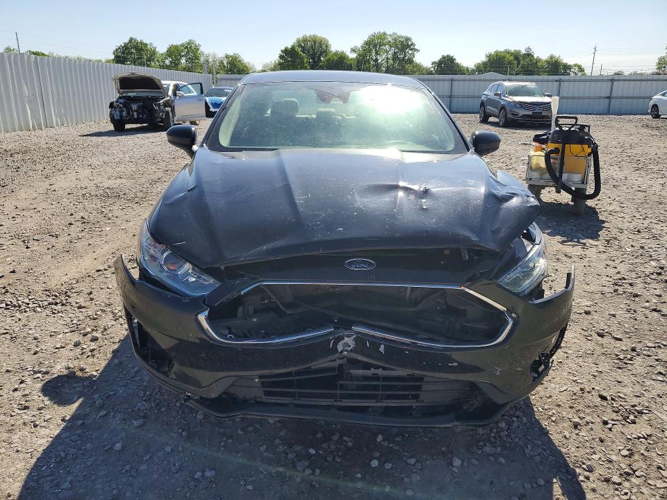 52519486 :رقم المزاد ، 3FA6P0G79LR233796 vin ، 2020 Ford Fusion مزاد بيع