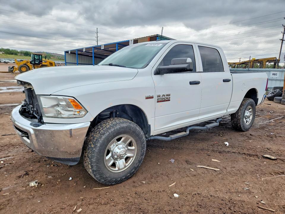 53824876 :رقم المزاد ، 3C6UR5CJ8HG663503 vin ، 2017 Ram 2500 مزاد بيع