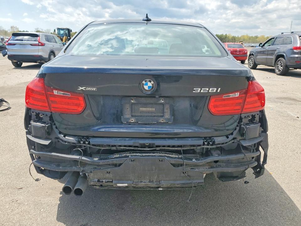52927016 :رقم المزاد ، WBA3B5G55FNS19860 vin ، 2015 Bmw 328 مزاد بيع