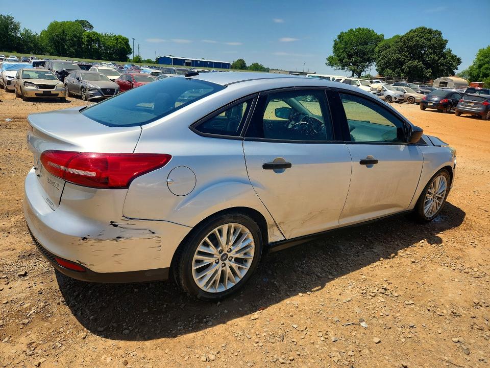 Продаж на аукціоні авто 2016 Ford Focus, vin: 1FADP3E22GL376433, номер лоту: 52841076