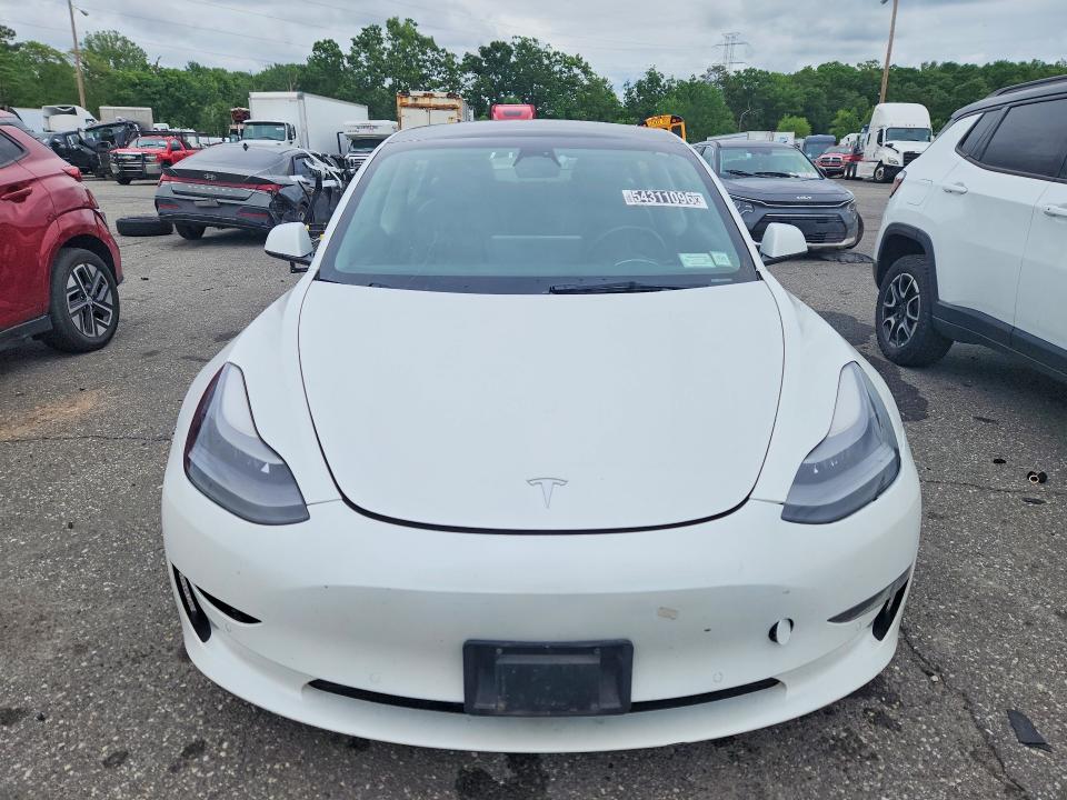 Продажа на аукционе авто 2022 Tesla Model 3, vin: 5YJ3E1EA5NF369127, номер лота: 54311096