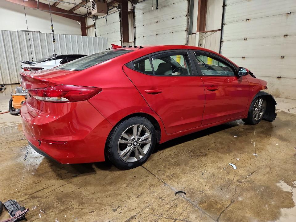 53274906 :رقم المزاد ، 5NPD84LF5JH318816 vin ، 2018 Hyundai Elantra مزاد بيع