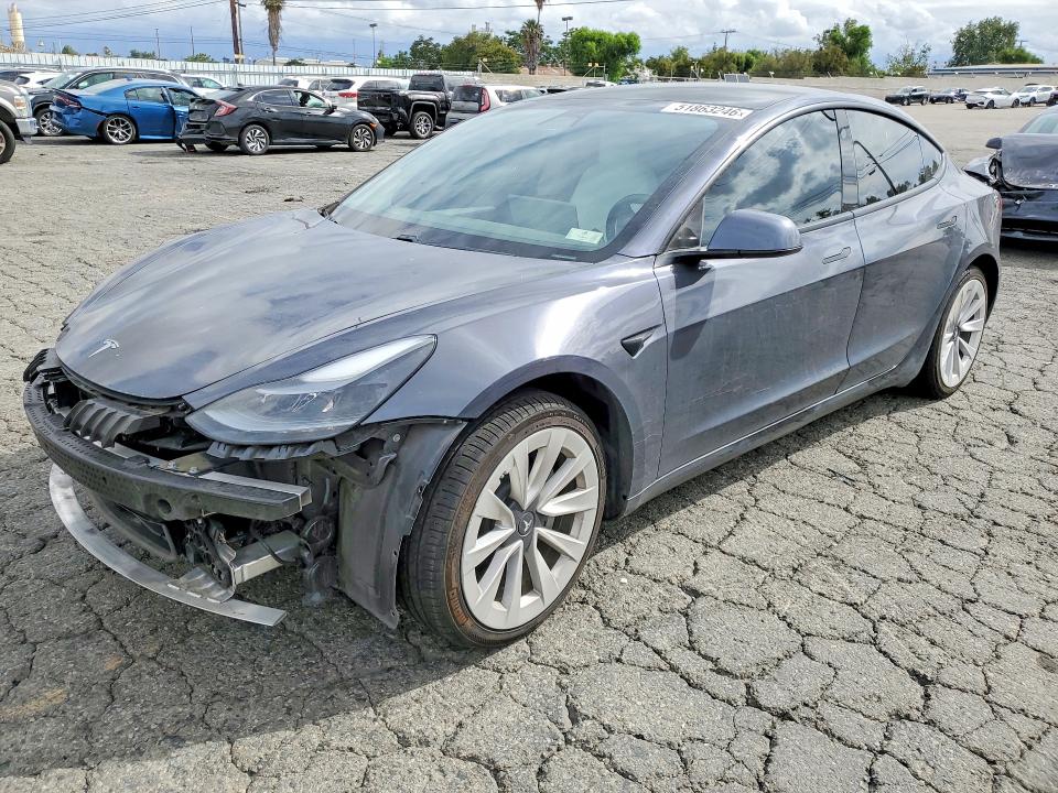 2021 Tesla Model 3 მანქანა იყიდება აუქციონზე, vin: 5YJ3E1EB6MF999651, აუქციონის ნომერი: 51863246