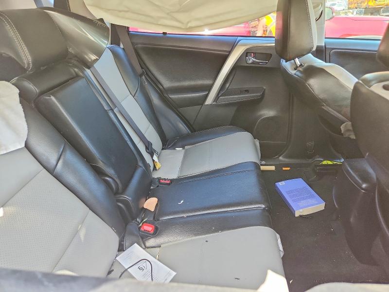 Продажа на аукционе авто 2015 Toyota Rav4, vin: JTMRFREV6FD170105, номер лота: 54190426