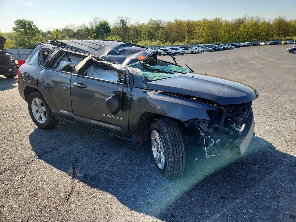 Продаж на аукціоні авто 2016 Jeep Compass, vin: 1C4NJDBB1GD572853, номер лоту: 52261556