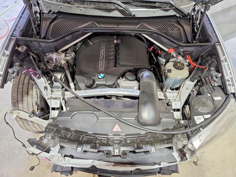 52877416 :رقم المزاد ، 5UXKR0C59G0P31072 vin ، 2016 Bmw X5 مزاد بيع