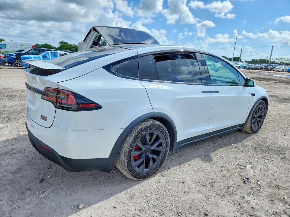 Продаж на аукціоні авто 2024 Tesla Model X, vin: 7SAXCBE60RF439361, номер лоту: 52810436