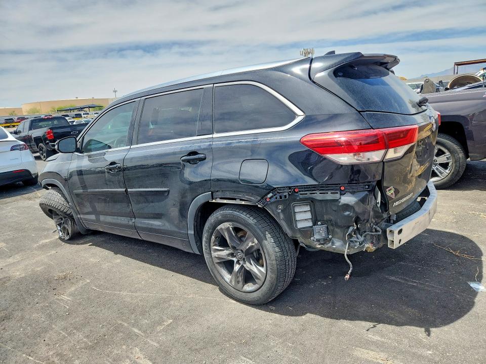 Продажа на аукционе авто 2018 Toyota Highlander, vin: 5TDYZRFH8JS249879, номер лота: 54899566