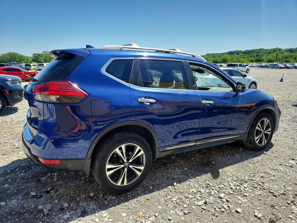 53042066 :رقم المزاد ، JN8AT2MV8HW017137 vin ، 2017 Nissan Rogue مزاد بيع
