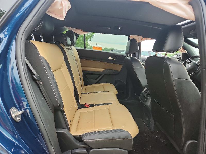 54820036 :رقم المزاد ، 1V2SC2CA8NC217879 vin ، 2022 Volkswagen Atlas Cross Sport مزاد بيع