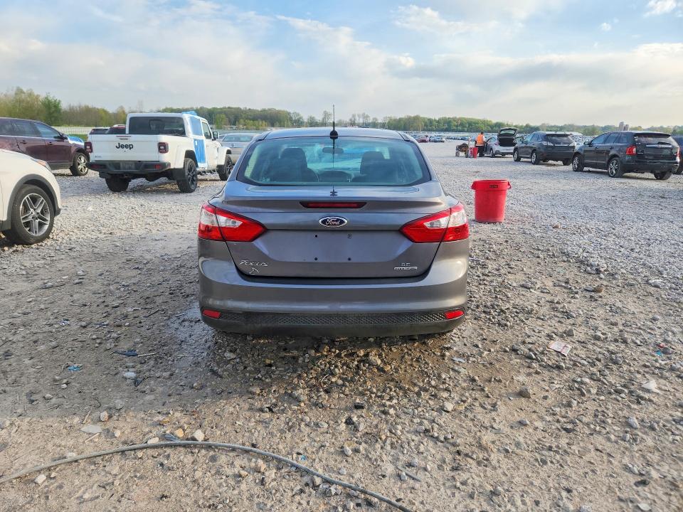 52872466 :رقم المزاد ، 1FADP3F27DL272594 vin ، 2013 Ford Focus مزاد بيع