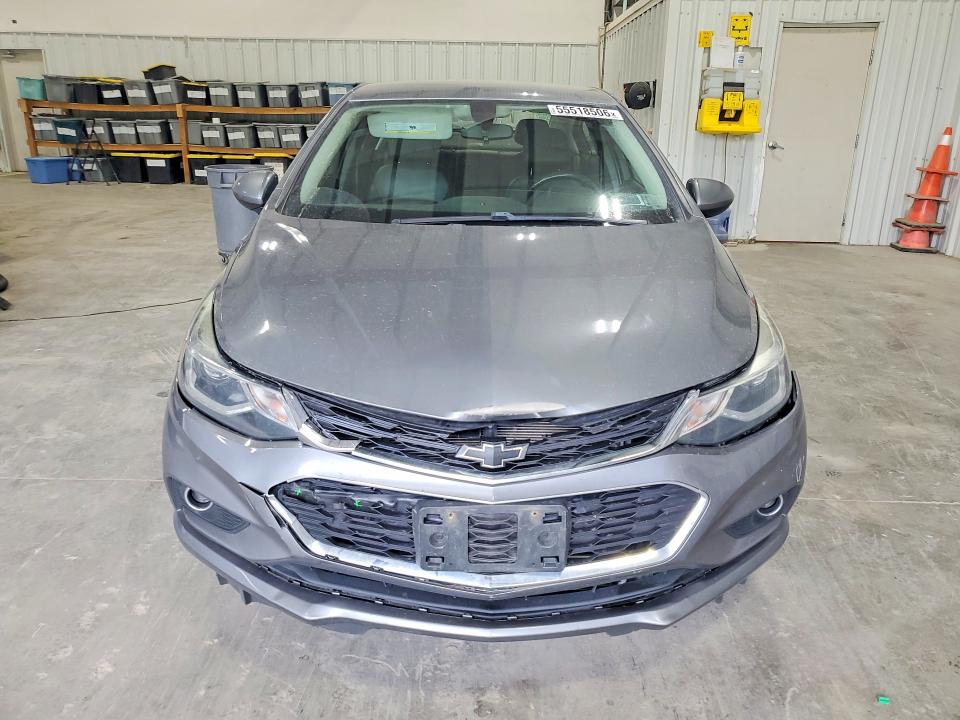 55518506 :رقم المزاد ، 1G1BH5SE1J7140129 vin ، 2018 Chevrolet Cruze مزاد بيع