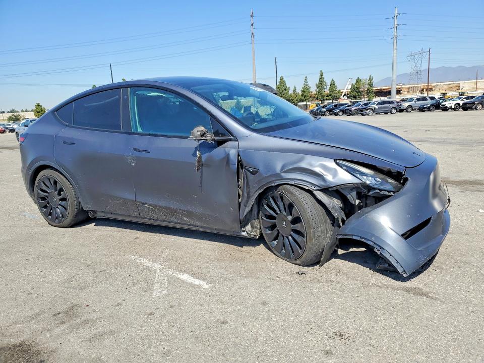 Продажа на аукционе авто 2021 Tesla Model Y, vin: 5YJYGDEE9MF077273, номер лота: 54352696
