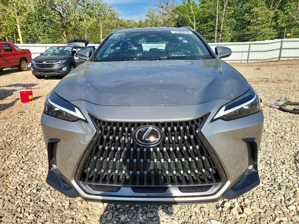 52389816 :رقم المزاد ، 2T2AGCEZ7NC009604 vin ، 2022 Lexus Nx مزاد بيع
