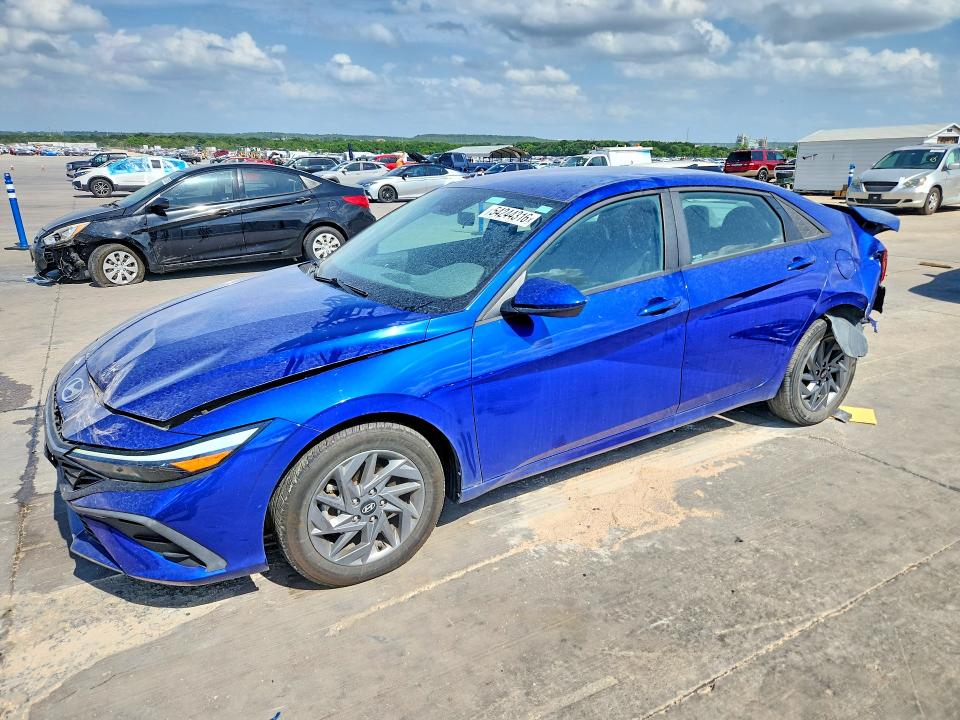 2024 Hyundai Elantra მანქანა იყიდება აუქციონზე, vin: KMHLM4DG1RU664759, აუქციონის ნომერი: 54244316