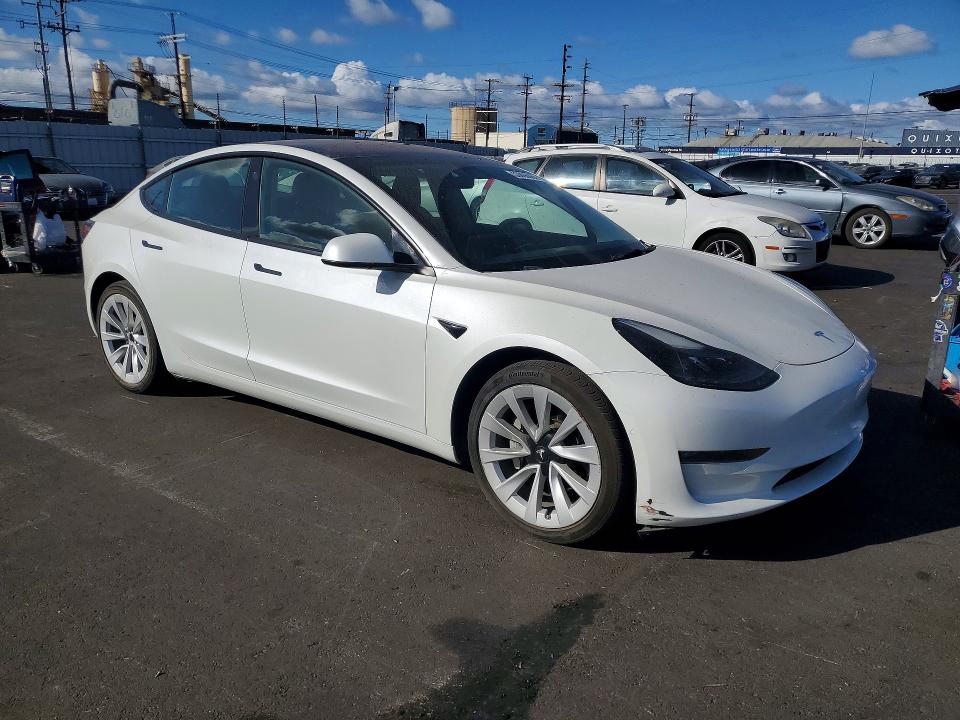 Продажа на аукционе авто 2022 Tesla Model 3, vin: 5YJ3E1EB8NF137548, номер лота: 53806866