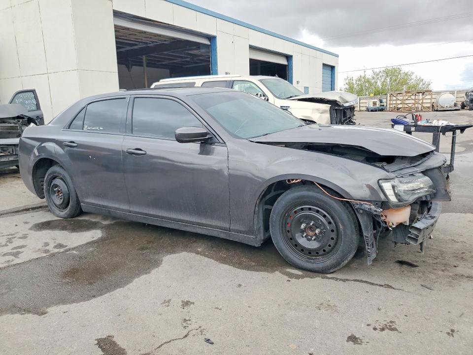 Продажа на аукционе авто 2016 Chrysler 300, vin: 2C3CCAAG9GH197606, номер лота: 52196926