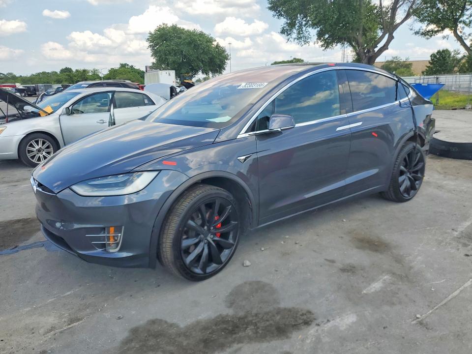 52303186 :رقم المزاد ، 5YJXCBE49LF248542 vin ، 2020 Tesla Model X مزاد بيع