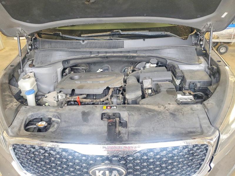 54847616 :رقم المزاد ، 5XYPG4A39HG192437 vin ، 2017 Kia Sorento مزاد بيع