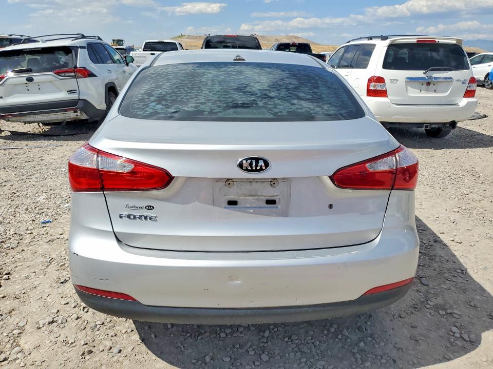 Продажа на аукционе авто 2015 Kia Forte, vin: KNAFK4A67F5316339, номер лота: 51923146
