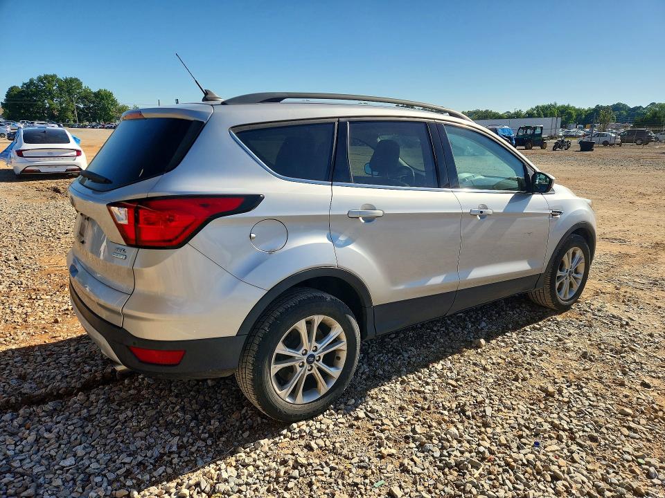 52168346 :رقم المزاد ، 1FMCU0HD8KUB30883 vin ، 2019 Ford Escape مزاد بيع