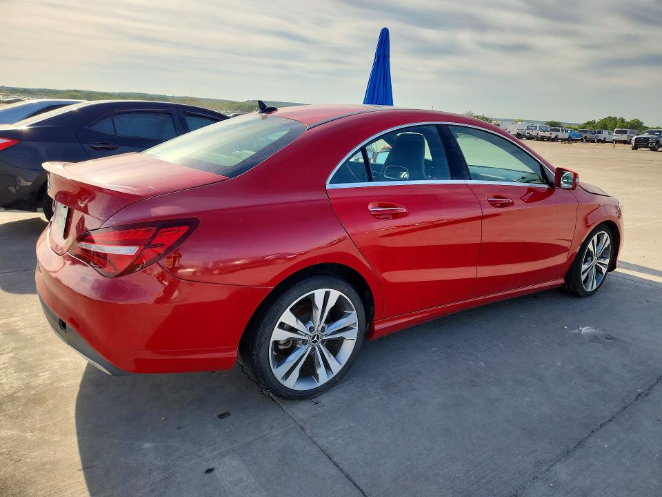 52811426 :رقم المزاد ، WDDSJ4EB6KN776250 vin ، 2019 Mercedes-benz Cla مزاد بيع