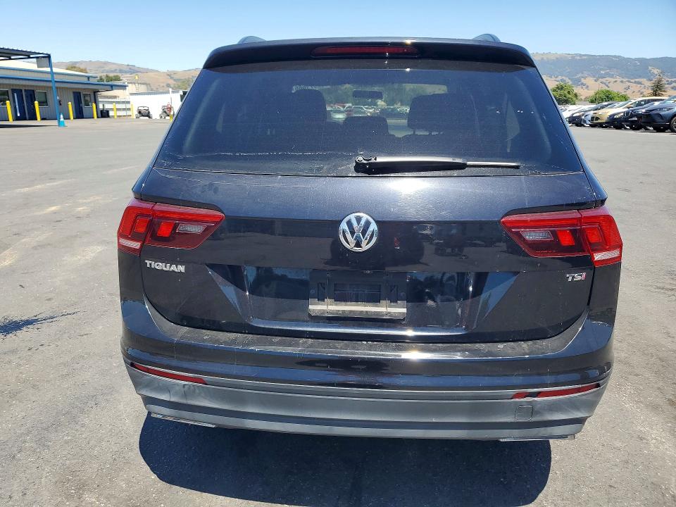 Aukcja sprzedaży 2018 Volkswagen Tiguan, vin: 3VV1B7AX8JM074561, numer aukcji: 52971686