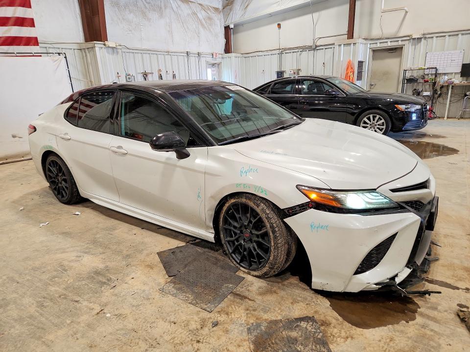 53293506 :رقم المزاد ، 4T1BZ1HK2KU021837 vin ، 2019 Toyota Camry مزاد بيع