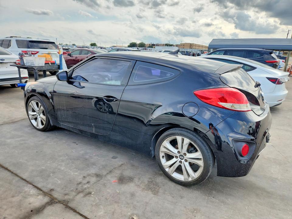2013 Hyundai Veloster მანქანა იყიდება აუქციონზე, vin: KMHTC6AD0DU107262, აუქციონის ნომერი: 54893856