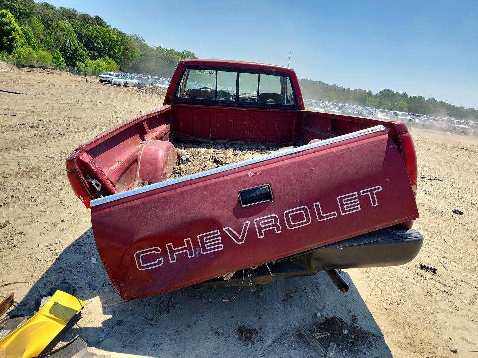 53803716 :رقم المزاد ، 1GCDC14Z9NE204281 vin ، 1992 Chevrolet Gmt-400 مزاد بيع