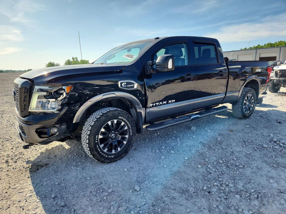 2017 Nissan Titan Xd მანქანა იყიდება აუქციონზე, vin: 1N6BA1F46HN539756, აუქციონის ნომერი: 54460356