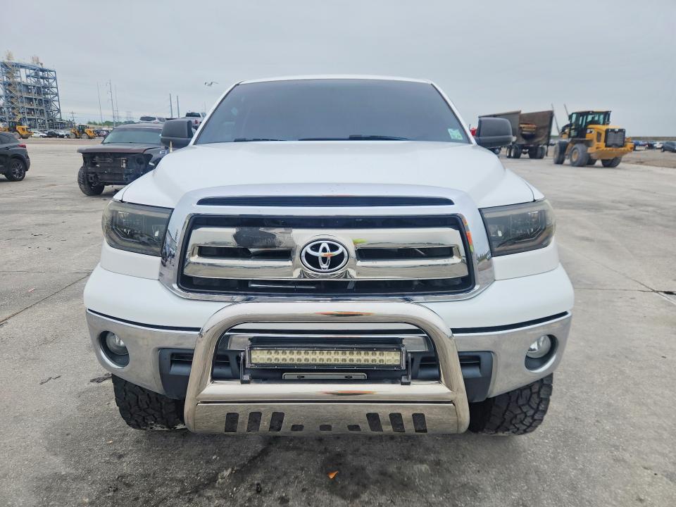 Auction sale of the 2013 Toyota Tundra, vin: 5TFDW5F19DX288501, lot number: 52078066