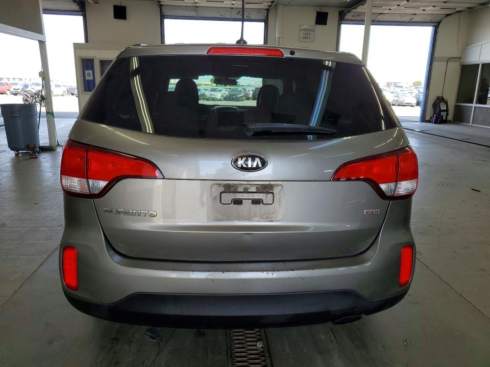 Продажа на аукционе авто 2014 Kia Sorento, vin: 5XYKTCA67EG425639, номер лота: 53233646