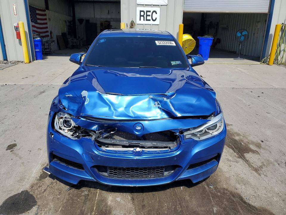 2014 Bmw 335 მანქანა იყიდება აუქციონზე, vin: WBA3B9G53ENR99105, აუქციონის ნომერი: 52333556