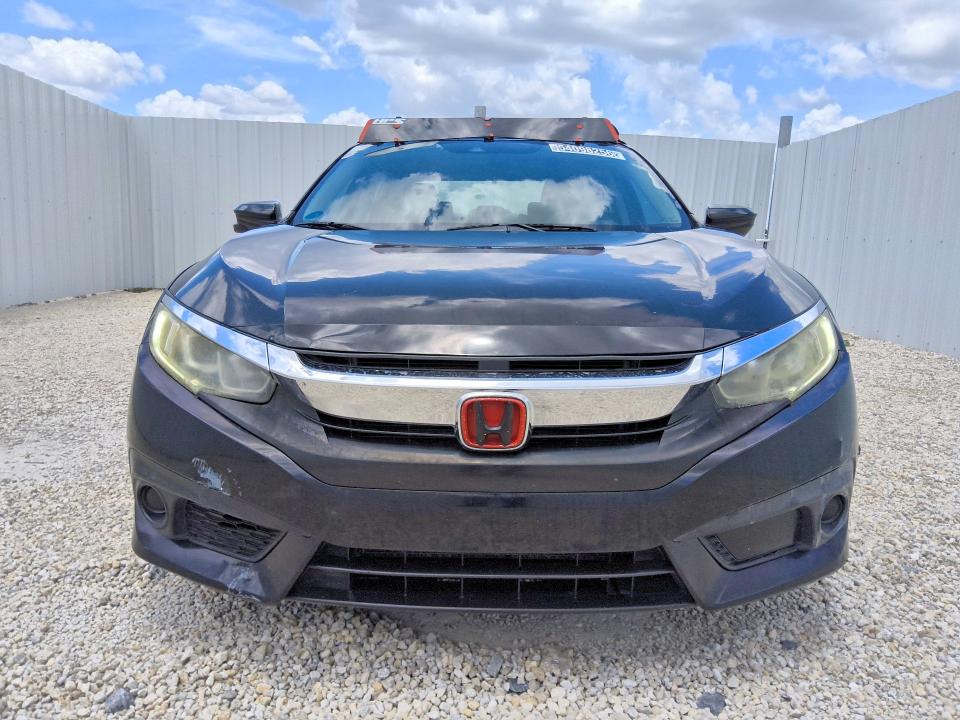2016 Honda Civic მანქანა იყიდება აუქციონზე, vin: 19XFC2F83GE045588, აუქციონის ნომერი: 54098256