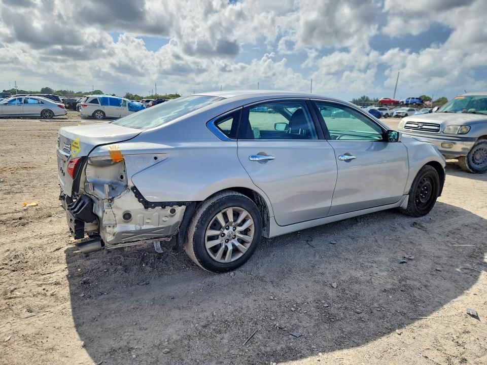 2016 Nissan Altima მანქანა იყიდება აუქციონზე, vin: 1N4AL3AP8GN391281, აუქციონის ნომერი: 54696506