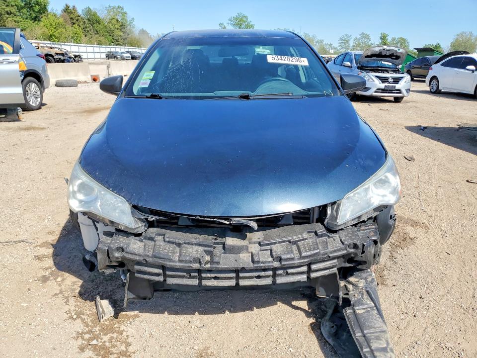 53428296 :رقم المزاد ، 4T4BF1FK5GR557626 vin ، 2016 Toyota Camry مزاد بيع