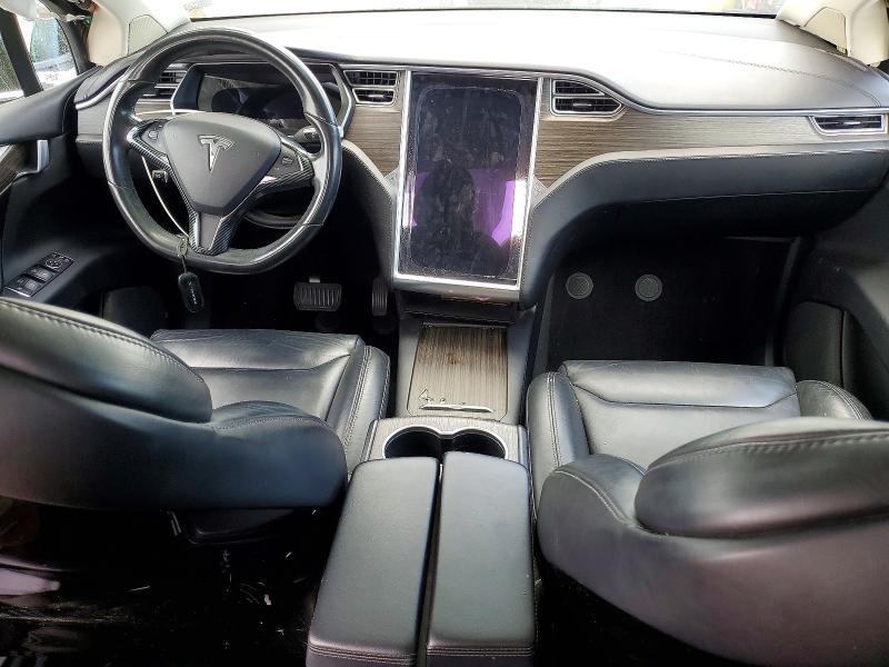 2016 Tesla Model X მანქანა იყიდება აუქციონზე, vin: 5YJXCBE27GF008717, აუქციონის ნომერი: 54846556