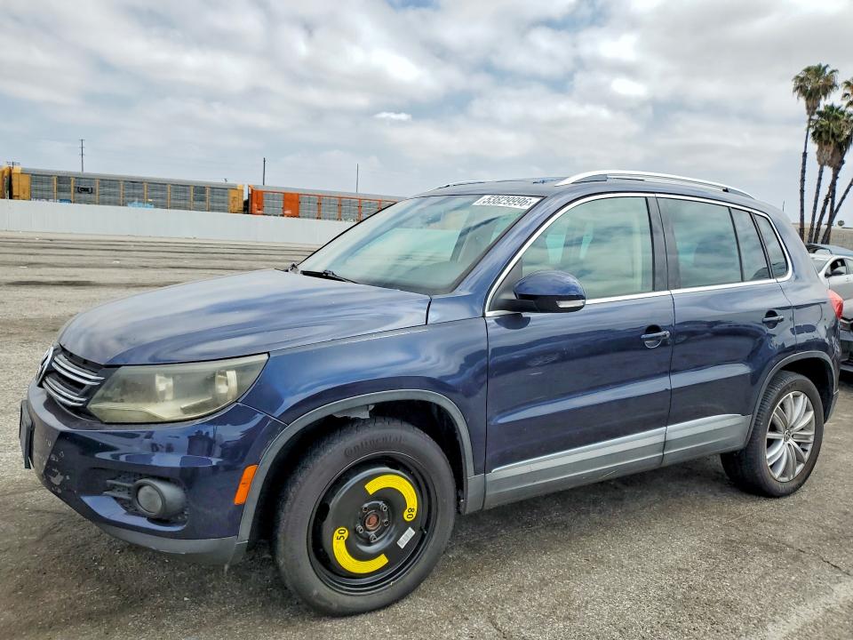 53829996 :رقم المزاد ، WVGAV7AX7DW526263 vin ، 2013 Volkswagen Tiguan مزاد بيع