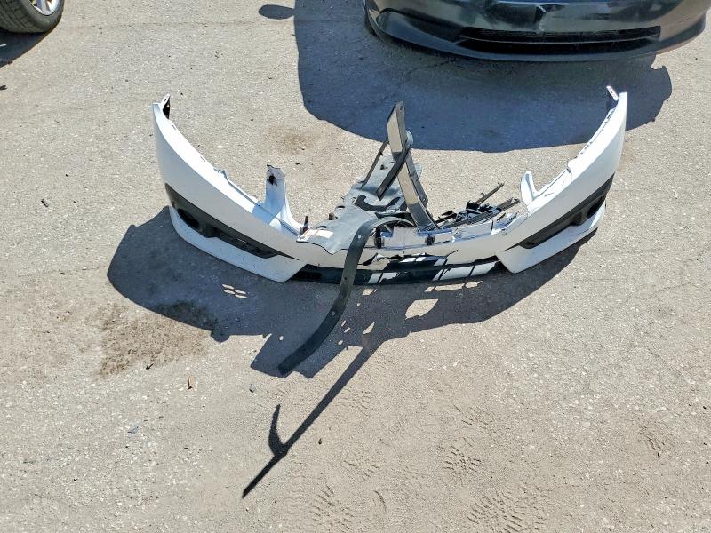 Продаж на аукціоні авто 2018 Honda Civic, vin: 2HGFC2F66JH009518, номер лоту: 52117646