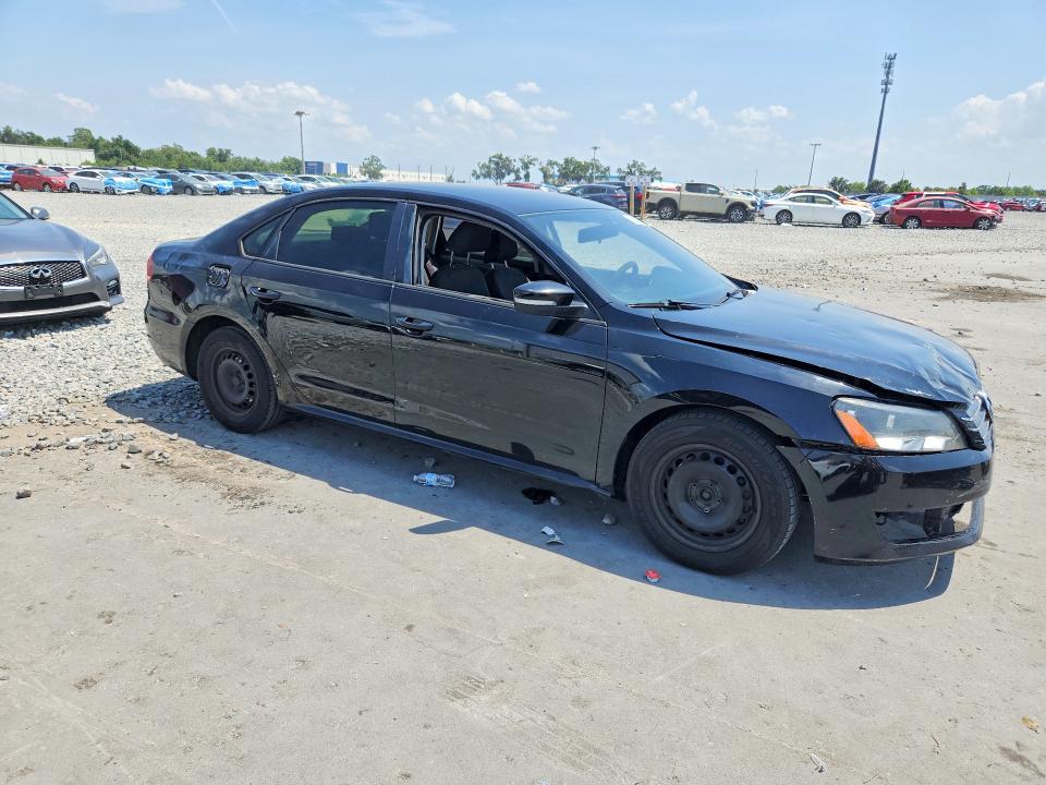 52819126 :رقم المزاد ، 1VWAP7A31DC138519 vin ، 2013 Volkswagen Passat مزاد بيع